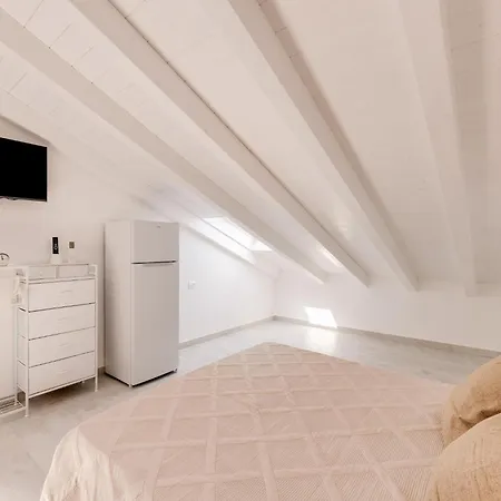 Brand New Attic Apartment, Air Conditioned Apartamento Castelsardo